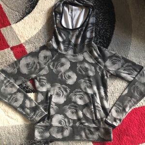 Black & white rose sweater